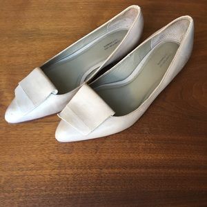 Comptoir des cotonniers pointed toe flats.